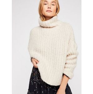 Free People Fluffy Fox Turtleneck Sweater Ivory Pearl Knit Wool XS